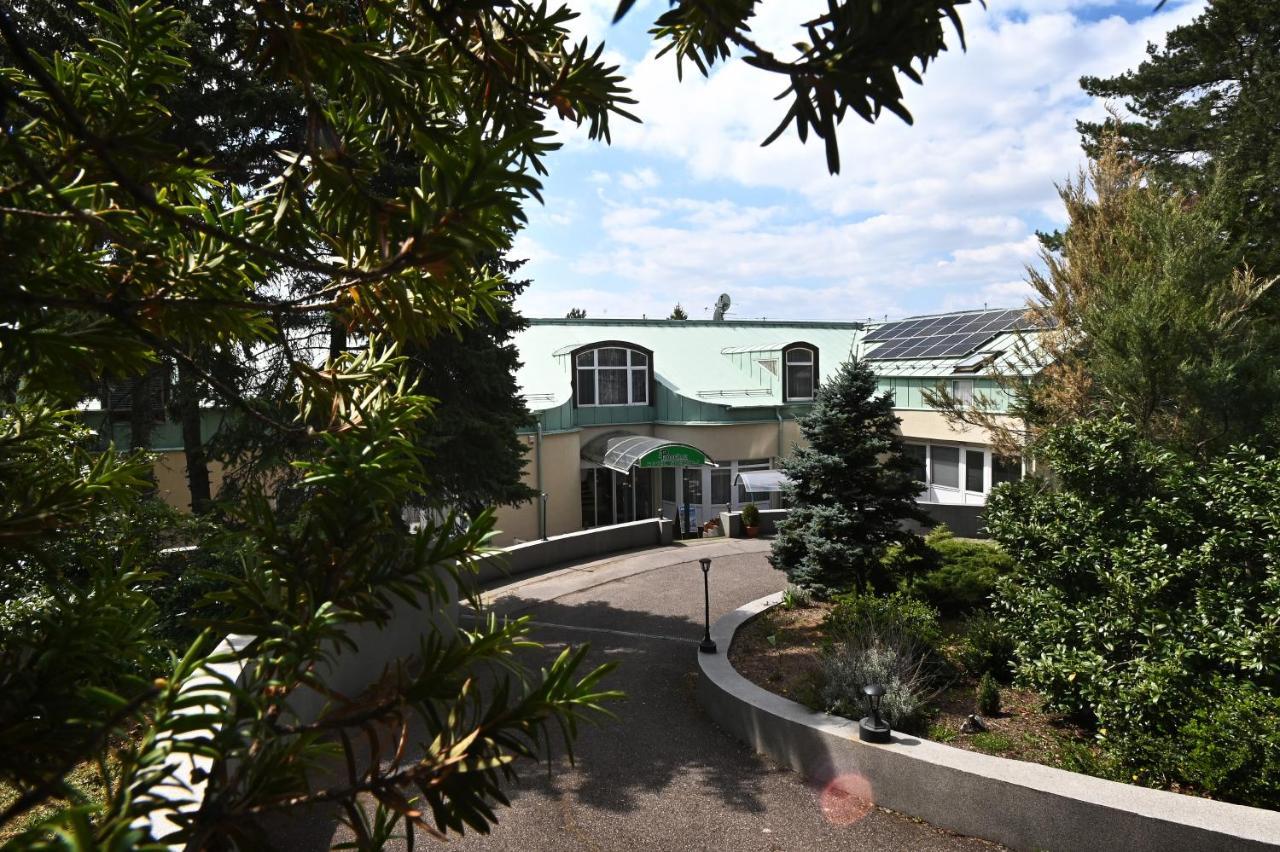Panorama Hotel Noszvaj Exterior photo